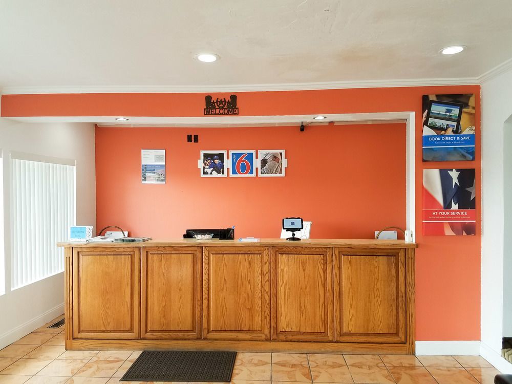 Oyo Townhouse Dodge City Ks Bagian luar foto